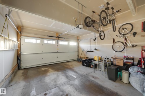 4869 Kinney Road, Edmonton, AB - Indoor Photo Showing Garage