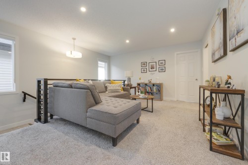 4869 Kinney Road, Edmonton, AB - Indoor