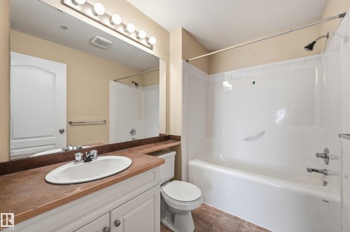 105 5350 199 Street, Edmonton, AB - Indoor Photo Showing Bathroom
