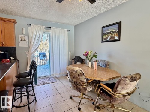 4802 Mackenzie Av, Drayton Valley, AB - Indoor Photo Showing Dining Room