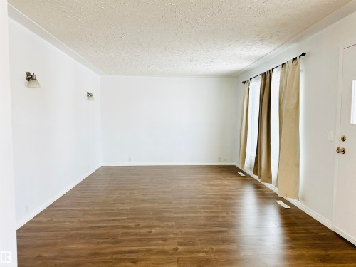 4014 53 Street, Wetaskiwin, AB - Indoor Photo Showing Other Room