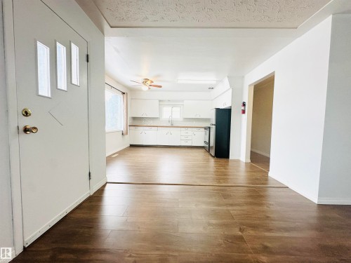4014 53 Street, Wetaskiwin, AB - Indoor Photo Showing Other Room
