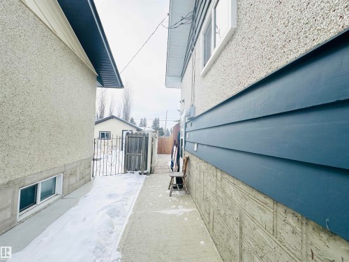 4014 53 Street, Wetaskiwin, AB - Outdoor With Exterior