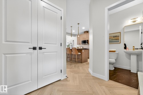 431 Conroy Crescent, Edmonton, AB - Indoor Photo Showing Other Room