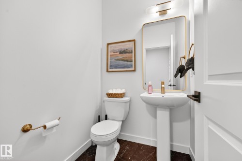 431 Conroy Crescent, Edmonton, AB - Indoor Photo Showing Bathroom