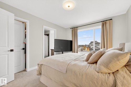 431 Conroy Crescent, Edmonton, AB - Indoor Photo Showing Bedroom