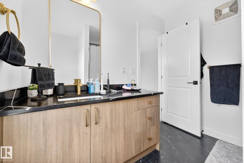 431 Conroy Crescent, Edmonton, AB - Indoor