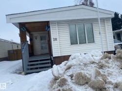 20 West View Boulevard  Edmonton, AB T5S 1T5