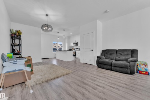 9548 Carson Bend Sw, Edmonton, AB - Indoor