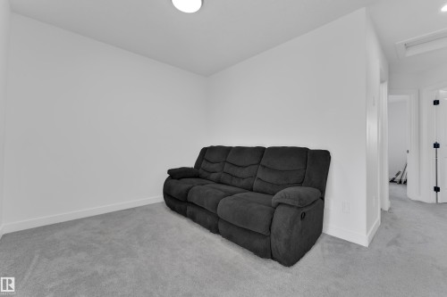 9548 Carson Bend Sw, Edmonton, AB - Indoor