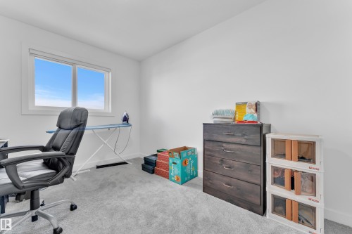 9548 Carson Bend Sw, Edmonton, AB - Indoor Photo Showing Office