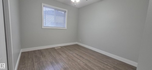 408 Jennings Bay Nw, Edmonton, AB - Indoor Photo Showing Other Room