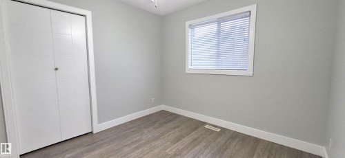 408 Jennings Bay Nw, Edmonton, AB - Indoor Photo Showing Other Room