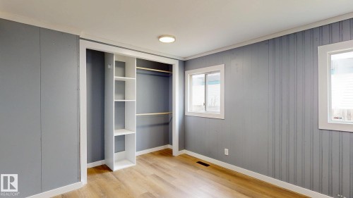 22 West View Boulevard, Edmonton, AB - Indoor Photo Showing Other Room