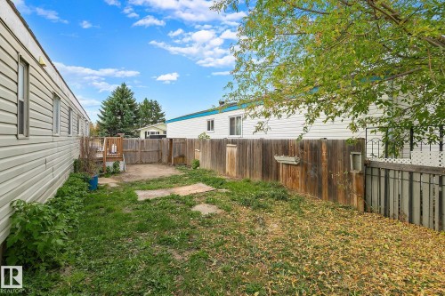 22 West View Boulevard, Edmonton, AB - Outdoor