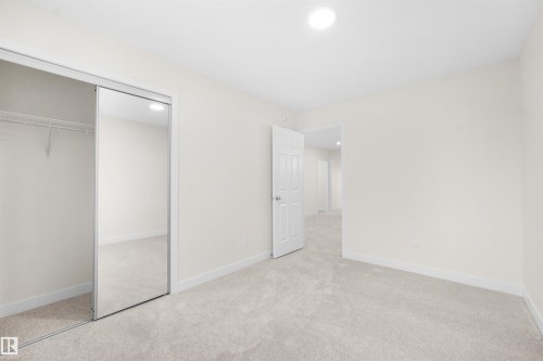 18971 28 Avenue, Edmonton, AB - Indoor Photo Showing Other Room