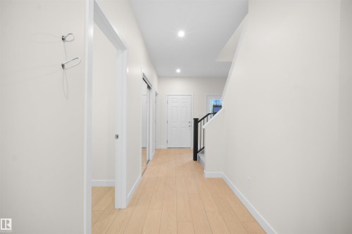 18971 28 Avenue, Edmonton, AB - Indoor Photo Showing Other Room