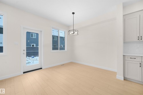 18971 28 Avenue, Edmonton, AB - Indoor Photo Showing Other Room