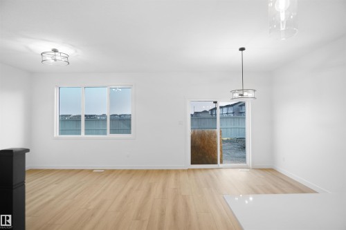 7247 182 Avenue, Edmonton, AB - Indoor Photo Showing Other Room