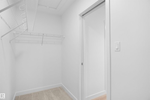 7247 182 Avenue, Edmonton, AB - Indoor With Storage