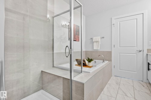 324 Stiles Way, Leduc, AB - Indoor Photo Showing Bathroom
