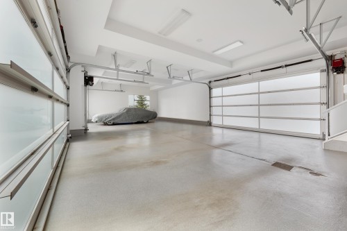 3741 Cameron Heights Place, Edmonton, AB - Indoor Photo Showing Garage