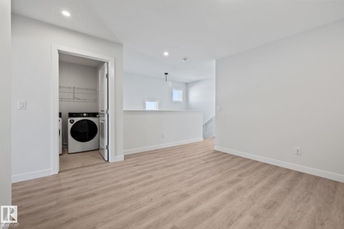 144 Honeysuckle Green, Leduc, AB - Indoor Photo Showing Other Room