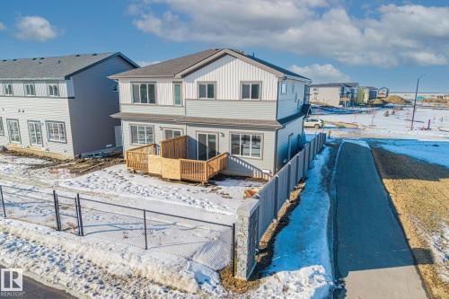 144 Honeysuckle Green, Leduc, AB - Outdoor