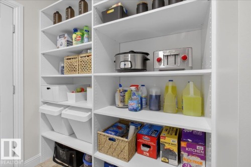 1440 Chahley Place, Edmonton, AB - Indoor