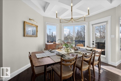 1440 Chahley Place, Edmonton, AB - Indoor Photo Showing Dining Room