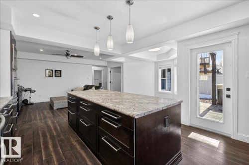 1440 Chahley Place, Edmonton, AB - Indoor Photo Showing Other Room