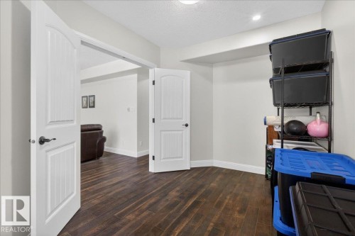 1440 Chahley Place, Edmonton, AB - Indoor Photo Showing Other Room