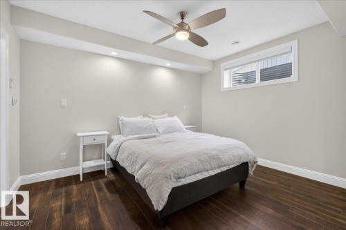 1440 Chahley Place, Edmonton, AB - Indoor Photo Showing Bedroom