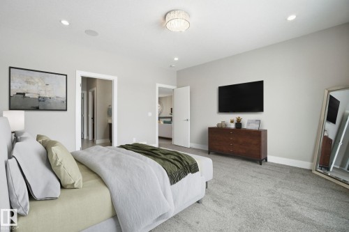 21916 80 Avenue, Edmonton, AB - Indoor Photo Showing Bedroom