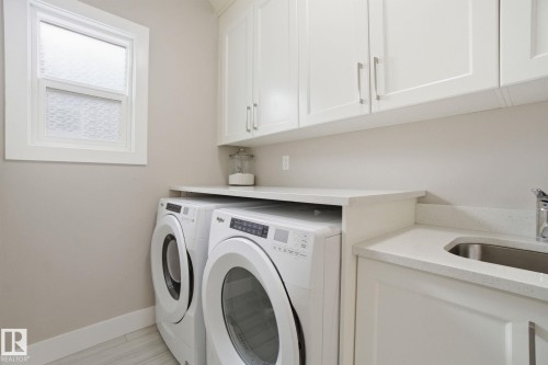 21916 80 Avenue, Edmonton, AB - Indoor Photo Showing Laundry Room