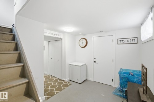 5110 57Ave, Leduc, AB - Indoor Photo Showing Laundry Room