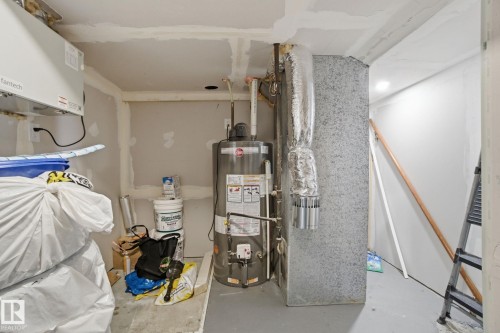 5110 57Ave, Leduc, AB - Indoor