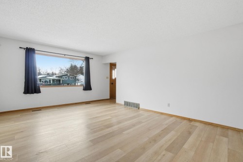 5110 57Ave, Leduc, AB - Indoor Photo Showing Other Room