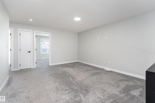 5211 Kimball Crescent, Edmonton, AB - Indoor Photo Showing Other Room