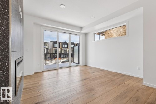 2618 Alces Way, Edmonton, AB - Indoor