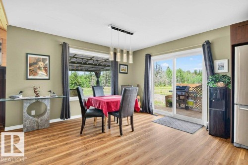 129 50529 Rge Road 21, Rural Parkland County, AB - Indoor Photo Showing Dining Room