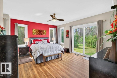 129 50529 Rge Road 21, Rural Parkland County, AB - Indoor Photo Showing Bedroom