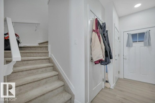 46 603 Orchards Boulevard, Edmonton, AB - Indoor Photo Showing Other Room