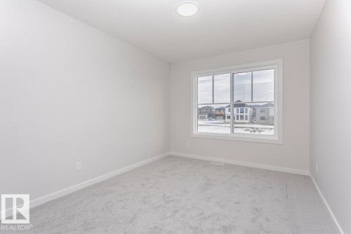 7622 Kimiwan Crescent, Edmonton, AB - Indoor Photo Showing Other Room
