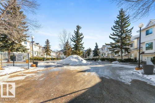 9753 176 Street, Edmonton, AB - Outdoor