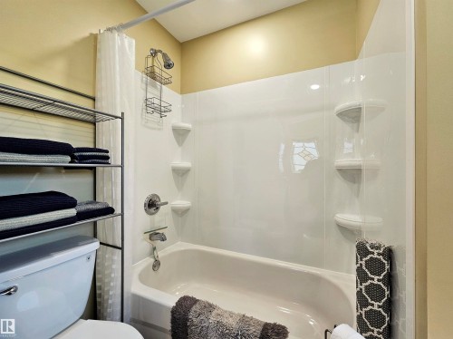 106 57730 Range Road 30, Rural Barrhead County, AB - Indoor Photo Showing Bathroom