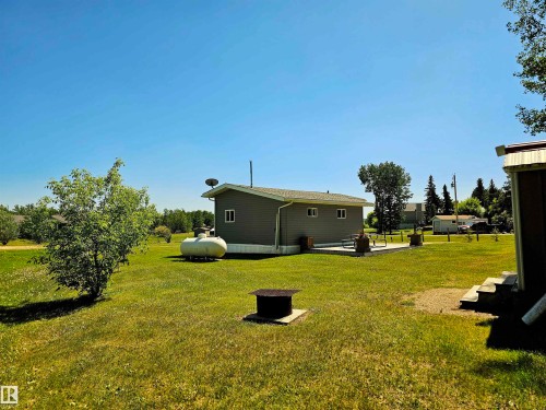 106 57730 Range Road 30, Rural Barrhead County, AB - Outdoor