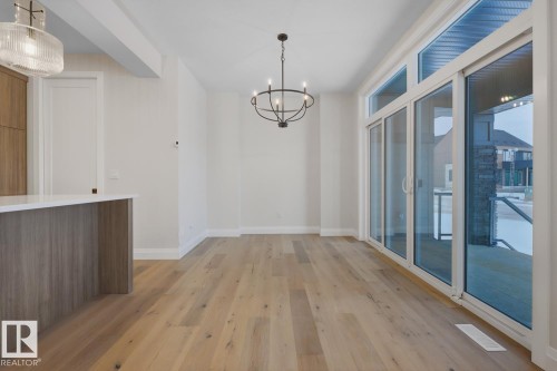 6704 Crawford Way, Edmonton, AB - Indoor Photo Showing Other Room
