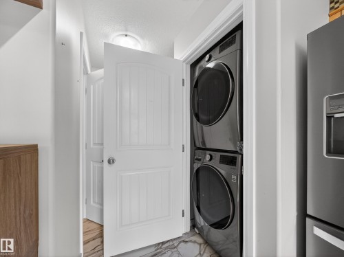 11933 77 Street, Edmonton, AB - Indoor Photo Showing Laundry Room