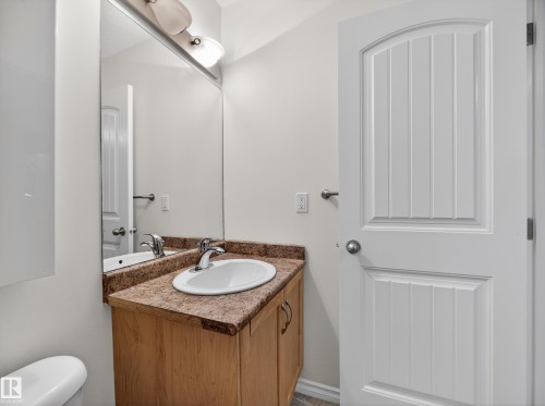 11933 77 Street, Edmonton, AB - Indoor Photo Showing Bathroom